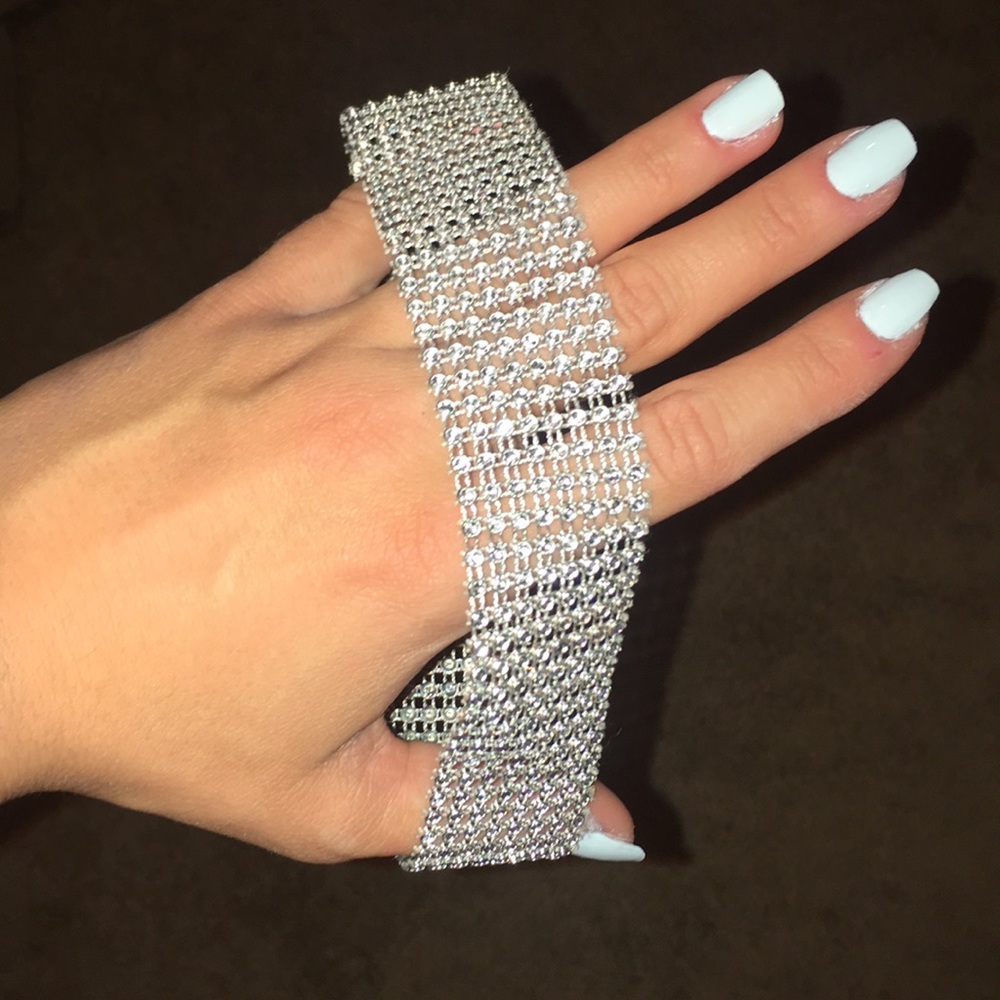 Crystal choker